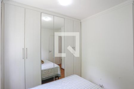 Quarto 1 de apartamento à venda com 2 quartos, 27m² em Vila Caraguata, São Paulo