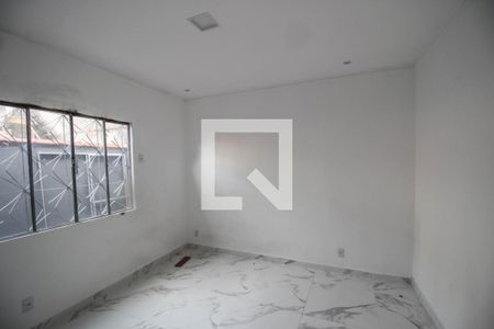 Quarto de casa para alugar com 1 quarto, 100m² em Dom Rodrigo, Nova Iguaçu