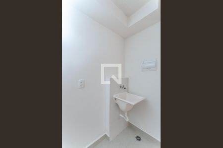 Tanque de apartamento à venda com 2 quartos, 37m² em Parque Industrial Tomas Edson, São Paulo