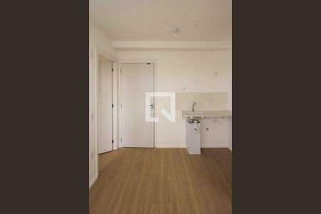Apartamento para alugar com 2 quartos, 25m² em Vila Ema, São Paulo