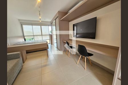 Sala/Quarto de kitnet/studio para alugar com 1 quarto, 30m² em Parque Colonial, São Paulo