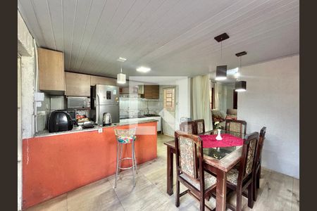 Sala de casa à venda com 3 quartos, 170m² em Canudos, Novo Hamburgo