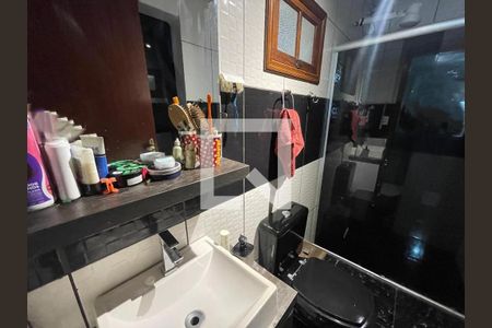 Banheiro da Suíte de casa à venda com 3 quartos, 170m² em Canudos, Novo Hamburgo