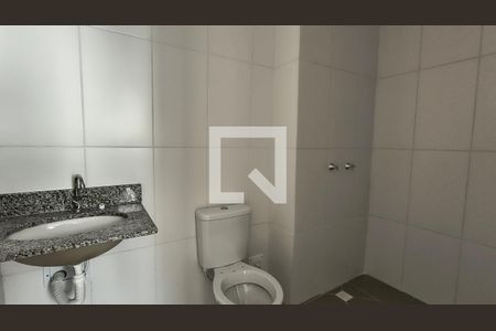 Banheiro da Suíte  de apartamento para alugar com 2 quartos, 66m² em Recreio dos Bandeirantes, Rio de Janeiro