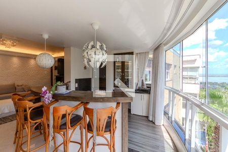 Sala de apartamento à venda com 3 quartos, 230m² em Menino Deus, Porto Alegre