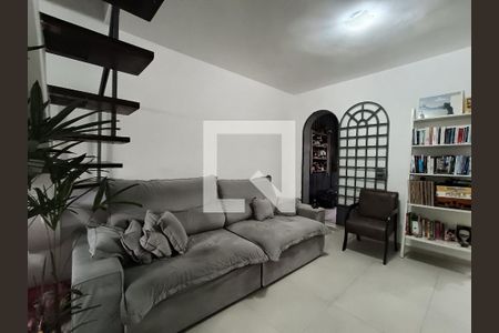 Casa à venda com 3 quartos, 112m² em Vila Mariana, São Paulo