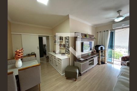 Sala de apartamento para alugar com 2 quartos, 72m² em Campinho, Rio de Janeiro