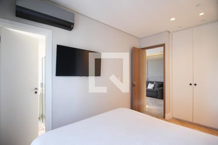 Suíte  de apartamento à venda com 2 quartos, 85m² em Indianópolis, São Paulo