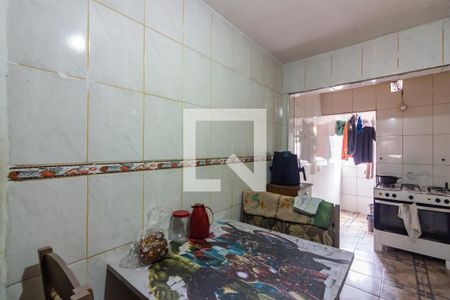 Cozinha de casa à venda com 5 quartos, 125m² em Quitaúna, Osasco