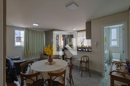 Apartamento à venda com 2 quartos, 60m² em Sagrada Família, Belo Horizonte