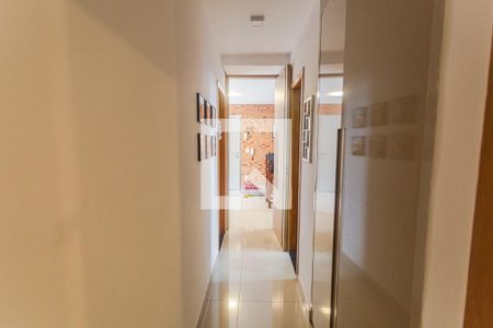 Corredor de apartamento à venda com 3 quartos, 140m² em Sagrada Família, Belo Horizonte