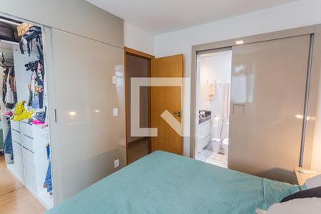 Suíte de apartamento à venda com 3 quartos, 140m² em Sagrada Família, Belo Horizonte