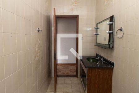 Banheiro de casa para alugar com 2 quartos, 140m² em Parque Vitoria, São Paulo