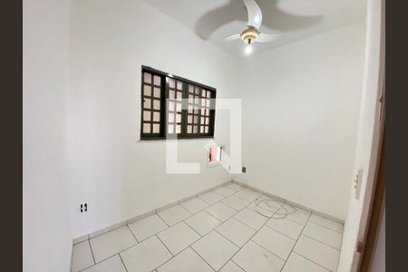 quarto 1 de casa para alugar com 2 quartos, 81m² em Piedade, Rio de Janeiro