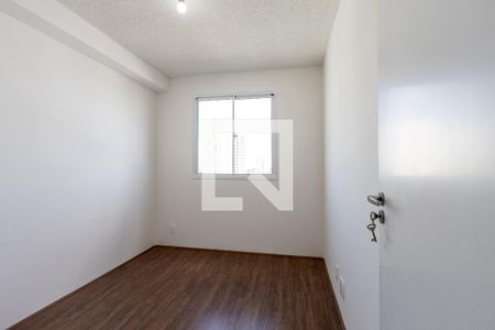 Quarto 1 de apartamento para alugar com 2 quartos, 35m² em Parque Industrial Tomas Edson, São Paulo