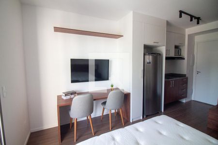 Sala / Quarto - Studio de kitnet/studio para alugar com 1 quarto, 25m² em Santo Amaro, São Paulo