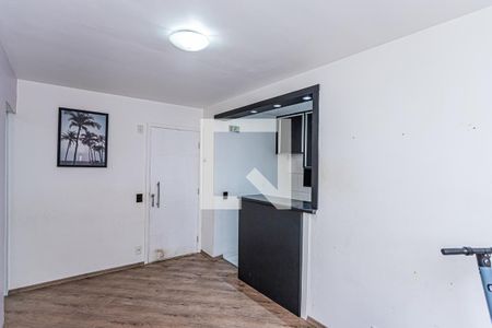 Sala de apartamento para alugar com 2 quartos, 48m² em Loteamento City Jaragua, São Paulo