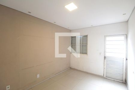 Sala de casa para alugar com 2 quartos, 12m² em Lagoa, Belo Horizonte
