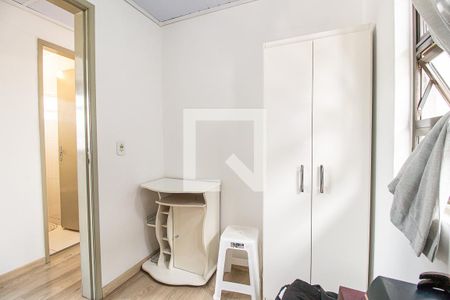 Quarto 1 de apartamento para alugar com 3 quartos, 43m² em Cidade Industrial, Curitiba