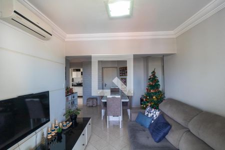 Salas de apartamento à venda com 3 quartos, 78m² em Jardim das Paineiras, Campinas