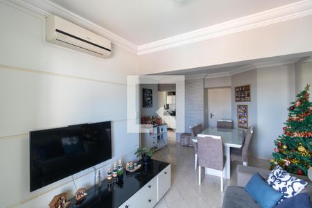 Salas de apartamento à venda com 3 quartos, 78m² em Jardim das Paineiras, Campinas