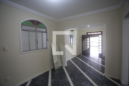 Sala de casa à venda com 3 quartos, 300m² em Salgado Filho, Belo Horizonte