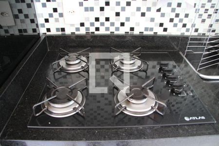 Cozinha e Área de Serviço de apartamento à venda com 3 quartos, 56m² em Jardim Cocaia, Guarulhos
