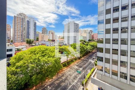 Vista da Sala de apartamento à venda com 2 quartos, 75m² em Vila Mariana, São Paulo
