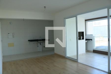 Sala de apartamento à venda com 3 quartos, 96m² em Vila Anastácio, São Paulo