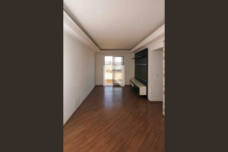 Sala de apartamento para alugar com 3 quartos, 70m² em Jardim Guairaca, São Paulo