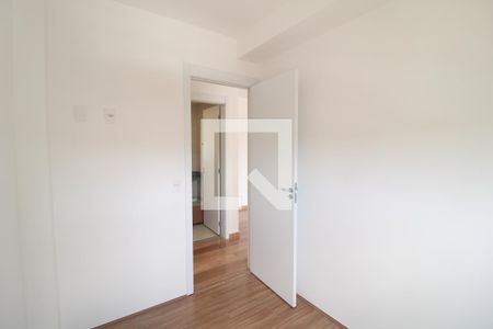 Quarto 1 de apartamento para alugar com 2 quartos, 39m² em Jardim Santo Antoninho, São Paulo