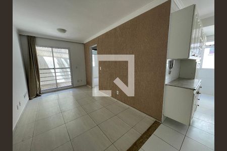 Sala de apartamento para alugar com 2 quartos, 47m² em Parque Rincao, Cotia