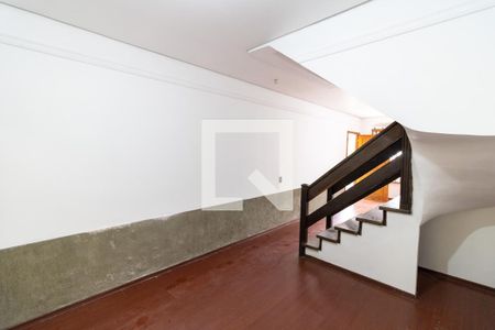 Sala de casa para alugar com 3 quartos, 242m² em Jardim Isabel, Porto Alegre