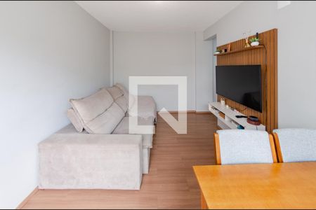 Sala de apartamento para alugar com 2 quartos, 59m² em João Pinheiro, Belo Horizonte