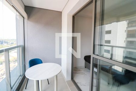 Varanda de kitnet/studio à venda com 1 quarto, 27m² em Santo Amaro, São Paulo