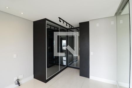 Quarto de apartamento à venda com 1 quarto, 70m² em Carandiru, São Paulo