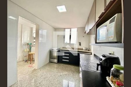 Casa à venda com 4 quartos, 97m² em Santa Rosa, Belo Horizonte