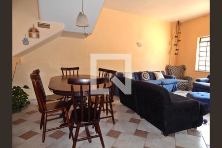 Casa à venda com 3 quartos, 189m² em Cambuci, São Paulo