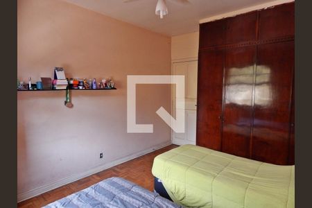 Casa à venda com 3 quartos, 189m² em Cambuci, São Paulo