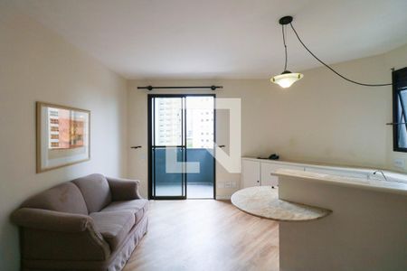 Sala / Cozinha de apartamento para alugar com 1 quarto, 36m² em Brooklin Novo, São Paulo