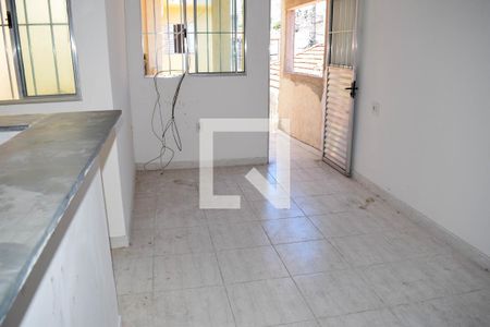 Sala/Cozinha de casa para alugar com 2 quartos, 36m² em Vila Carrão, São Paulo