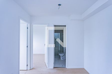 Sala e cozinha de apartamento para alugar com 2 quartos, 28m² em Jardim Jaragua (sao Domingos), São Paulo