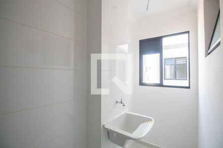 Cozinha e Área de Serviço de apartamento à venda com 2 quartos, 34m² em Vila Mazzei, São Paulo