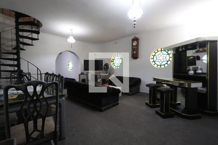 Sala de casa para alugar com 3 quartos, 205m² em Vila Industrial, São Paulo