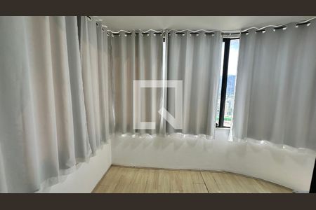 Varanda de apartamento para alugar com 3 quartos, 80m² em Barra da Tijuca, Rio de Janeiro