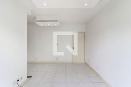 Sala de apartamento para alugar com 3 quartos, 70m² em Vila das Belezas, São Paulo