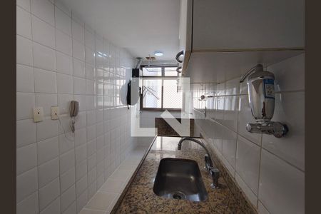 Cozinha de apartamento para alugar com 3 quartos, 84m² em Barra Olímpica, Rio de Janeiro