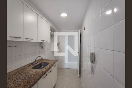 Cozinha de apartamento para alugar com 3 quartos, 84m² em Barra Olímpica, Rio de Janeiro