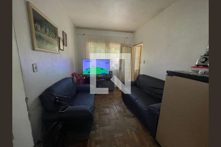 Sala de casa à venda com 4 quartos, 55m² em Ouro Branco, Novo Hamburgo