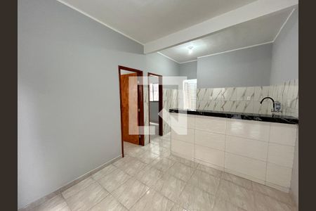 Sala de casa para alugar com 2 quartos, 46m² em Honório Gurgel, Rio de Janeiro